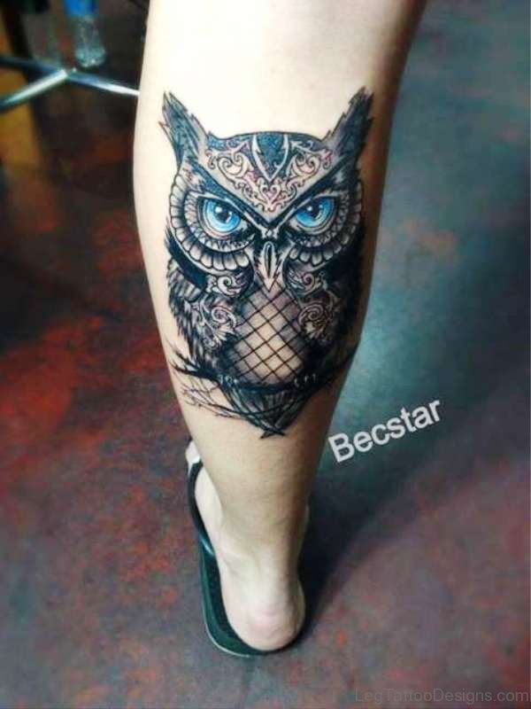 Amazing Owl Tattoo On Calf