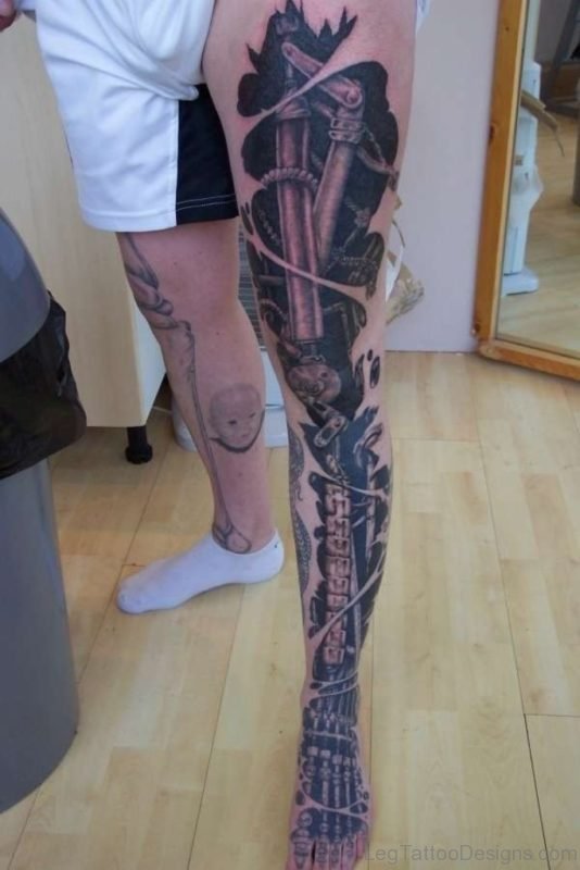 Attarctive Biomechanical Tattoo