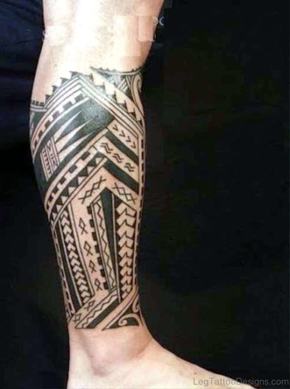 Black Tribal Tattoo On Calf