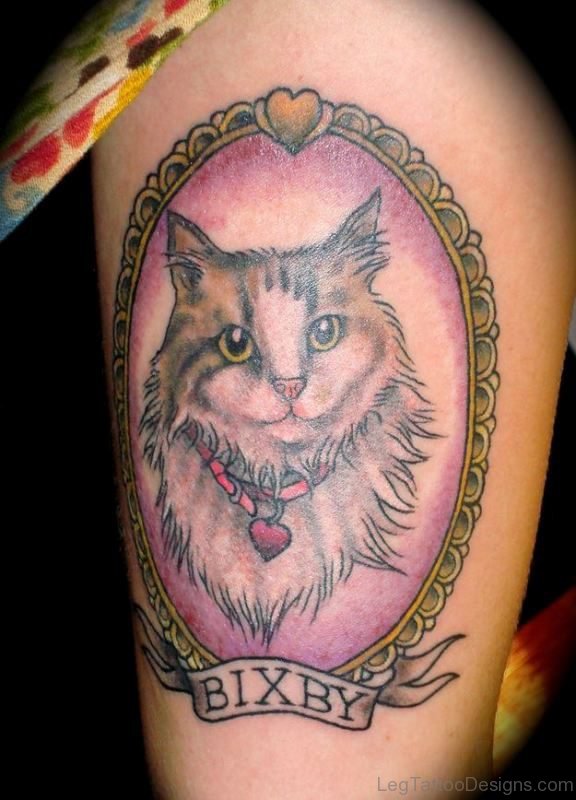 Impressive Cat Tattoo On Thigh