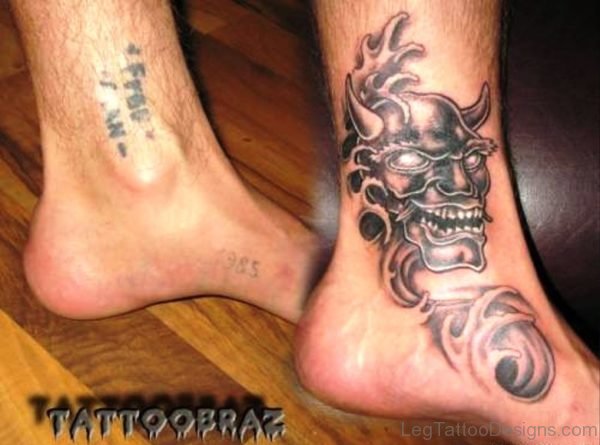 Impressive Evil Tattoo On Leg