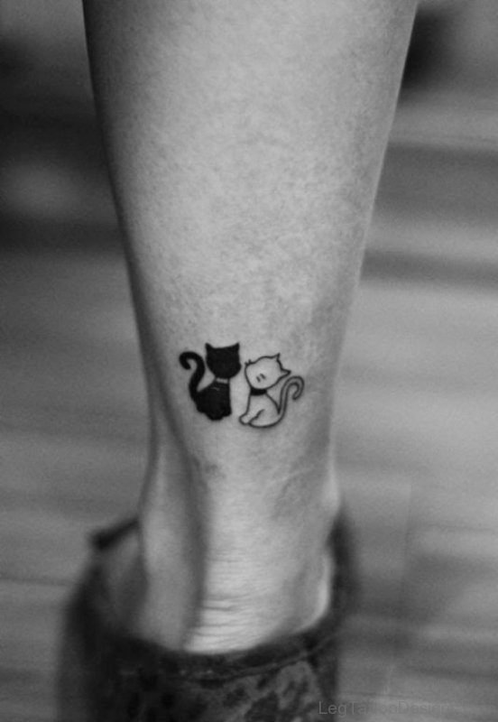 Loving Samll Cats Tattoo On Leg