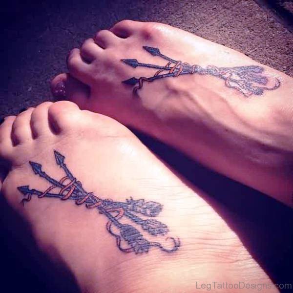 Shining Ancient Arrows Tattoos On Feet
