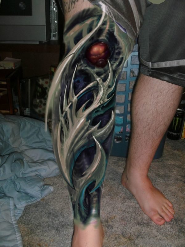Stunning Biomechanical Tattoo On leg