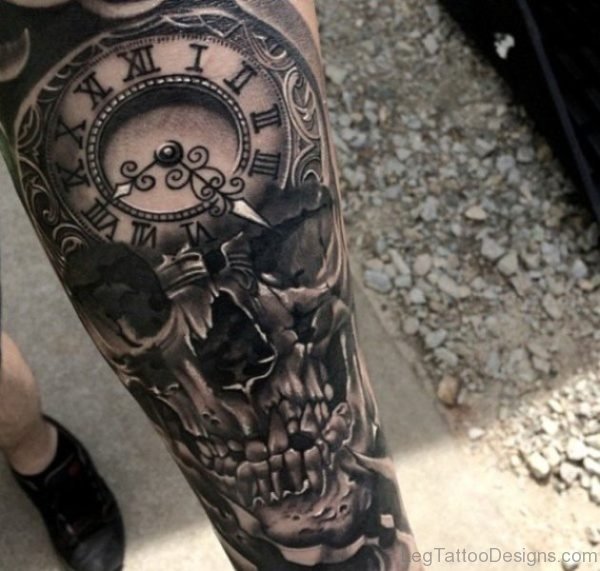Stunning Clock Tattoo On Leg