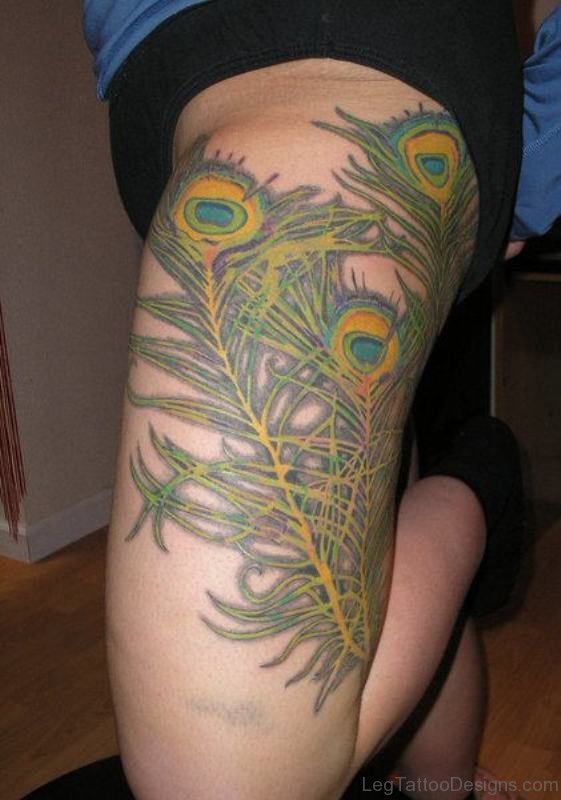 Supurb Peacock Feather Tattoo On Thigh