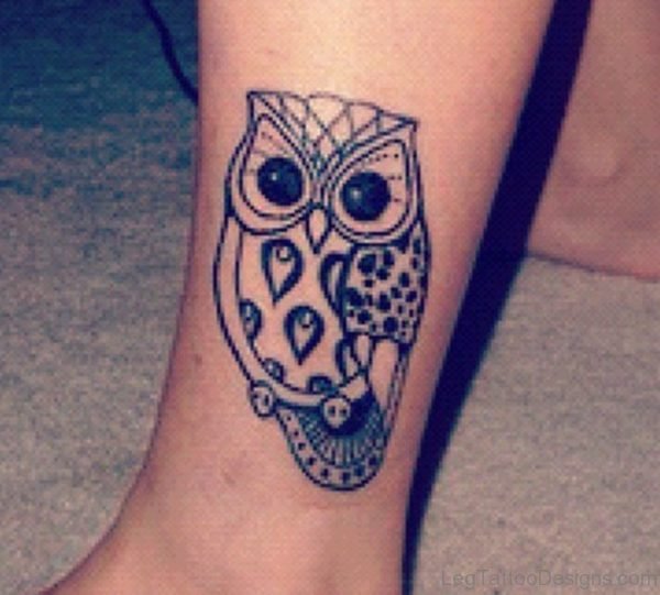 Sweet Owl Tattoo On Leg