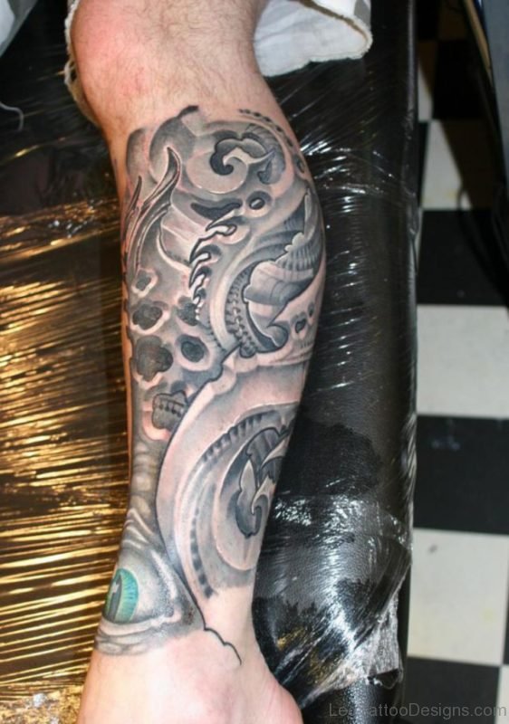 Trendy Biomechanical Tattoo