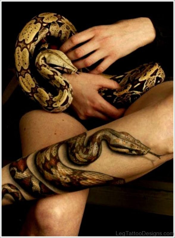 Awesoem Snake Tattoo On Leg