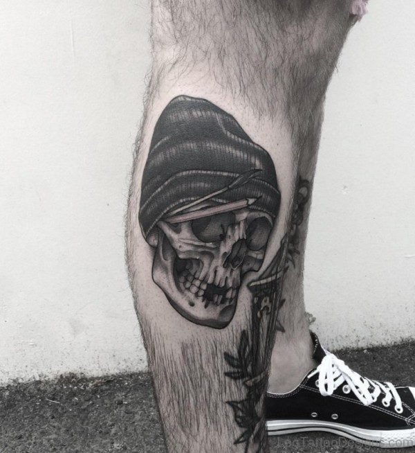 Awesome Skull Tattoo On Leg