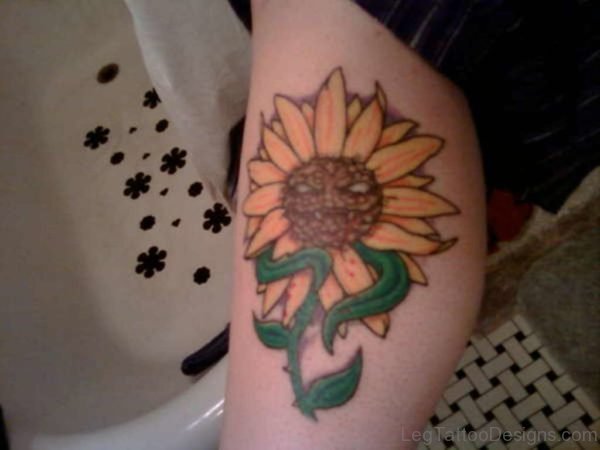 Awesome Sunflower Tattoo On Leg