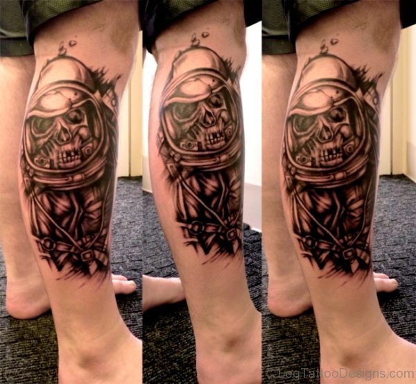 Balck Skull Tattoo Design On Leg
