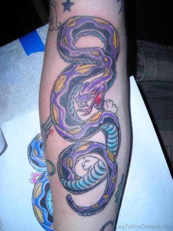 Blue Snake Tattoo On Leg