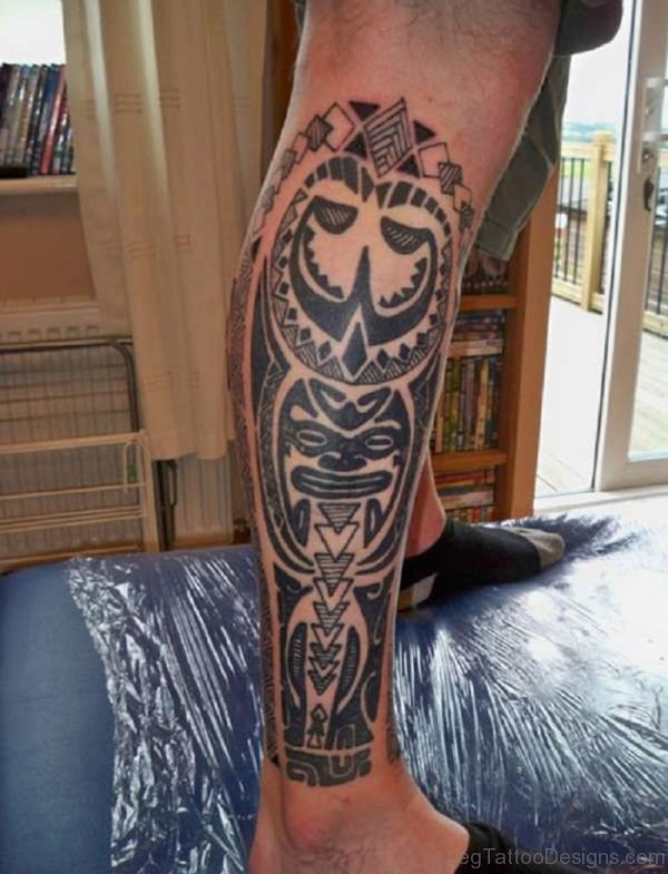 Brillaint Tribal Tattoo On Leg