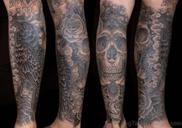 Classy Skull Tattoo On Leg