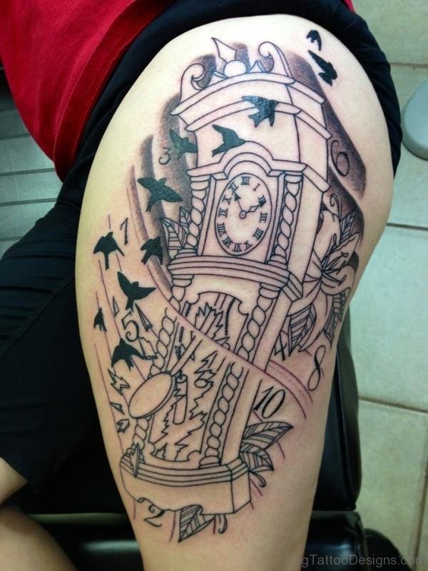 Cool Clock Tattoo On Thigh