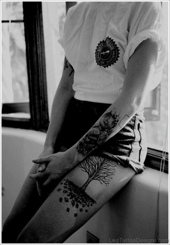 Cool Tree Tattoo On Thigh