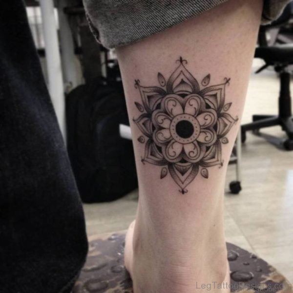 Elegant Mandala Tattoo On Leg