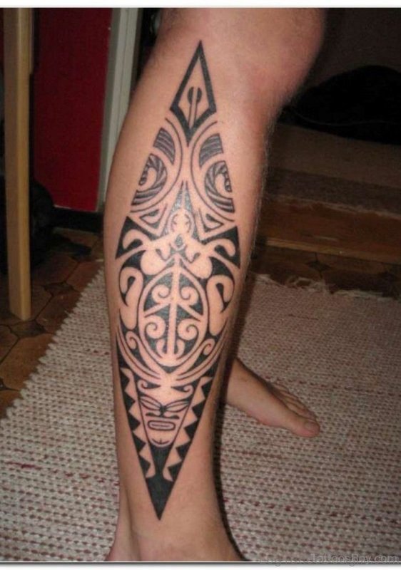 Elegant Tribal Tattoo Design On Leg