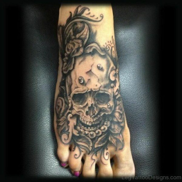 Flower And Skull Tattoo