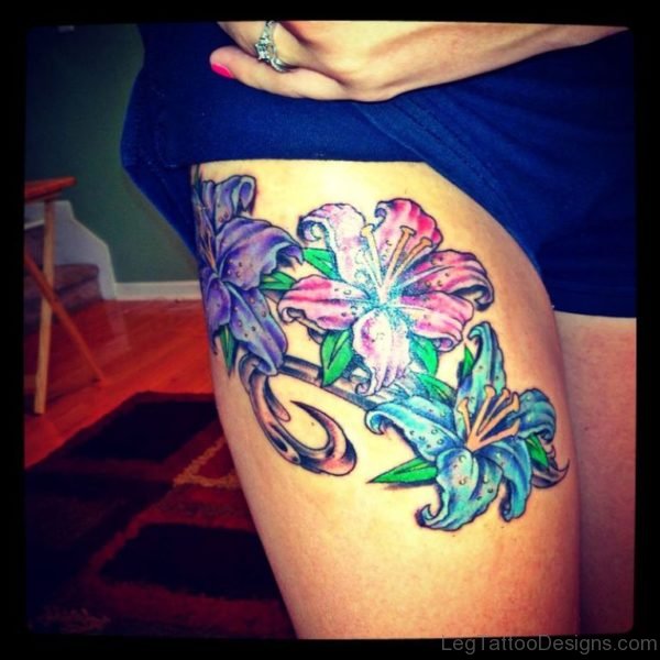 Gorgeous Flower Tattoo On Thigh