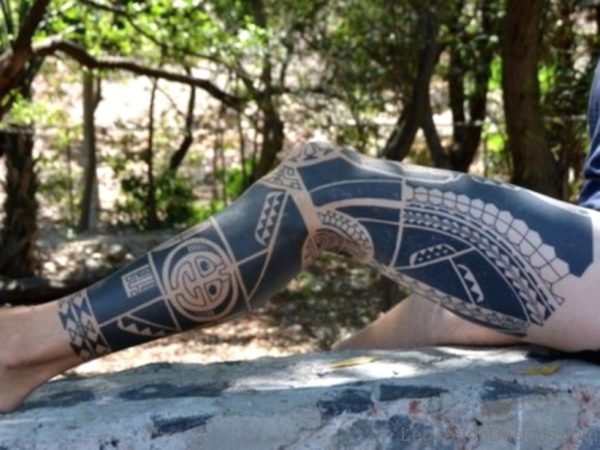 Gorgeous Tribal Tattoo On Leg
