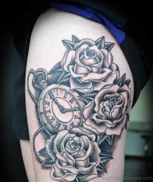 Lovely Clock Tattoo On Thigh