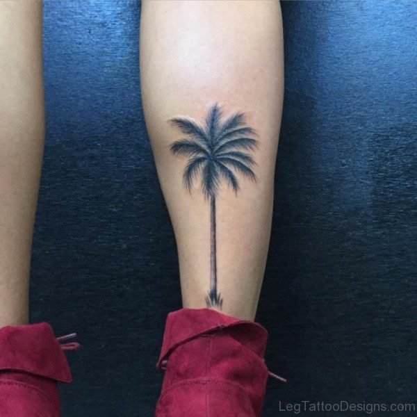 Lovely Palm Tree Tattoo On Leg