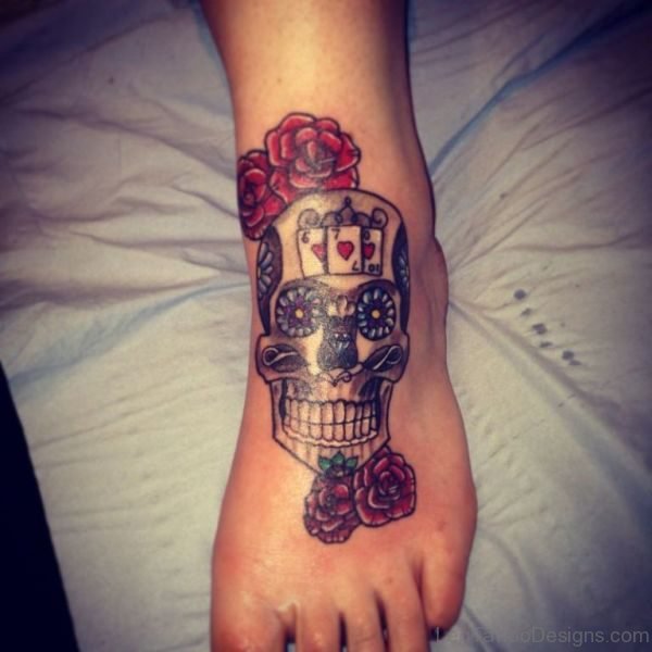 Red Rose And Skull Tattoo