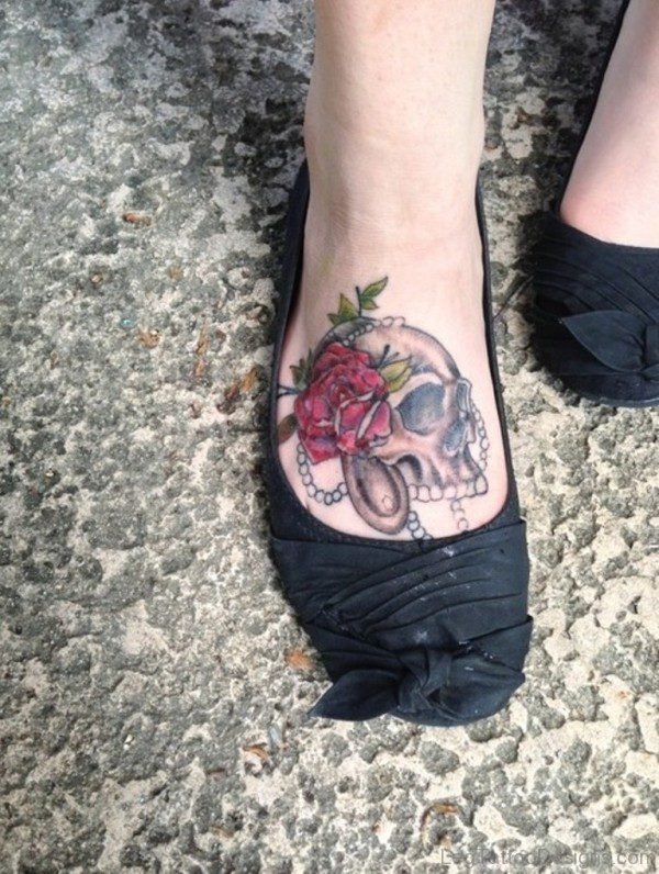 Rose And Skull Tattoo