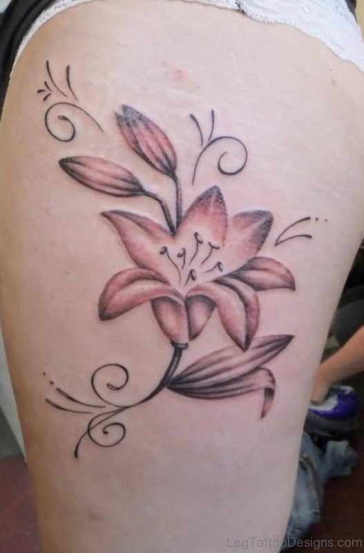 Trendy Flower Tattoo On Thigh