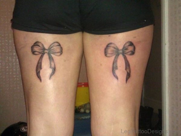 Wonderful Bow Tattoo On Thigh