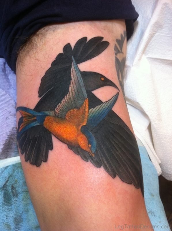 Wonderful Two Birds Tattoo On Leg